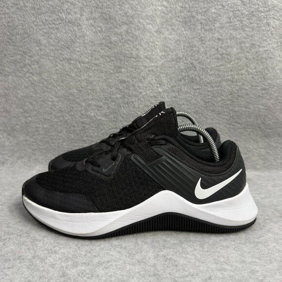 Nike Shoes Womens Size 7 MC Trainers Black Athletic Running Sneakers CU3584-004 - Picture 1 of 10